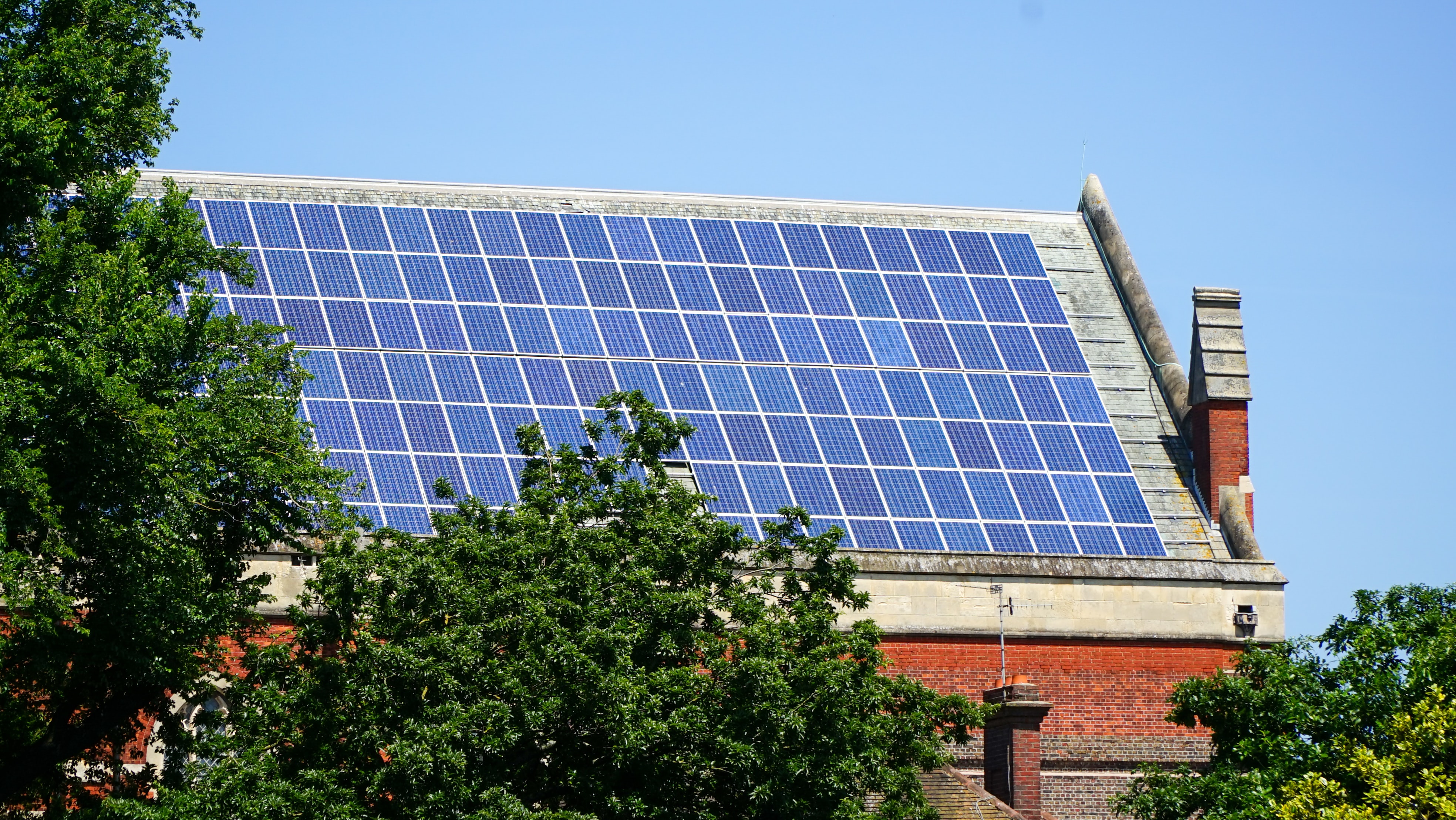 How To Replace Your Roof With Solar Panels: A Step-By-Step Guide